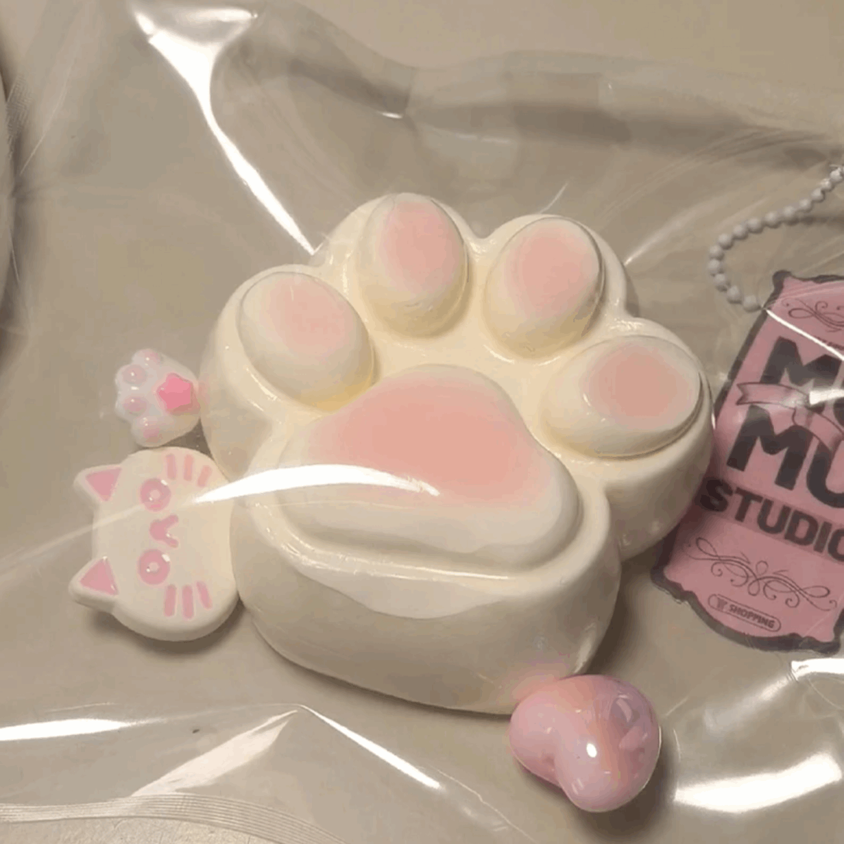 Pink and Tender Cat Paw Squishy