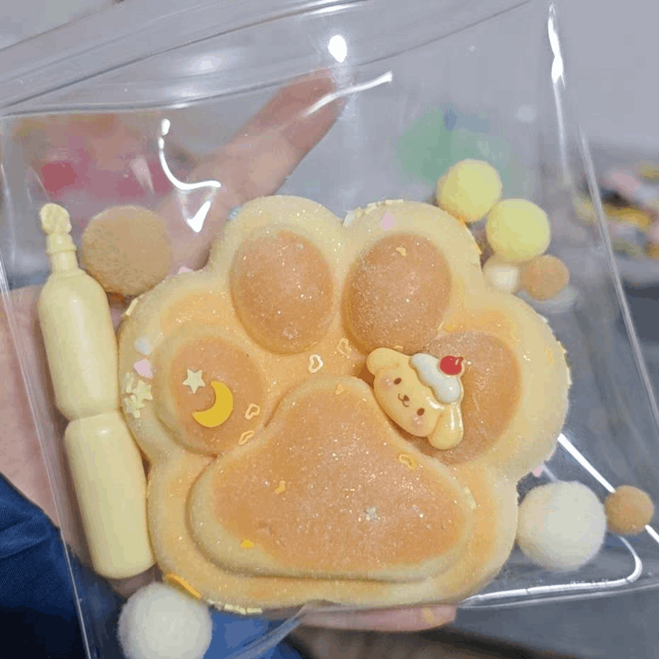 Pudding Dog Cat Paw Squishy